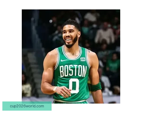 布朗晃飞亚历山大后微笑回应战胜雷霆激励塔图姆表现